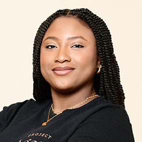 Eniola Headshot
